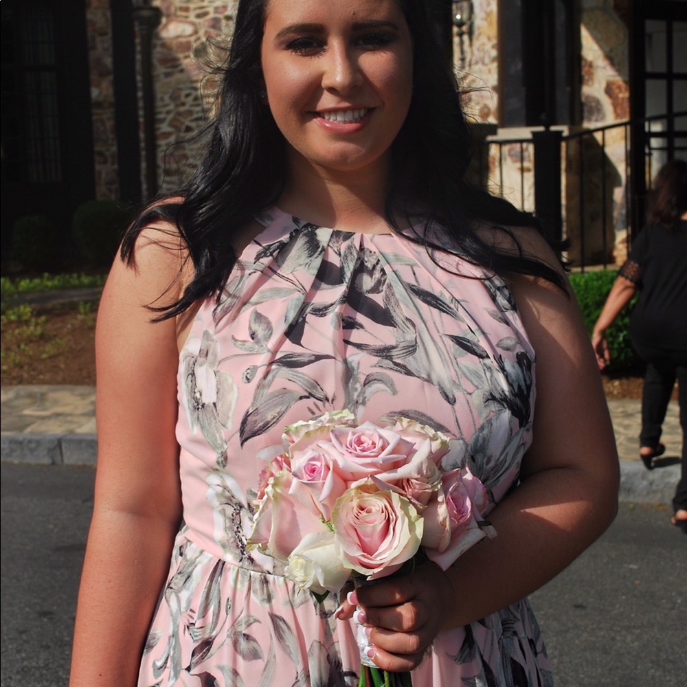 Prom dress - Picture 3 of 6